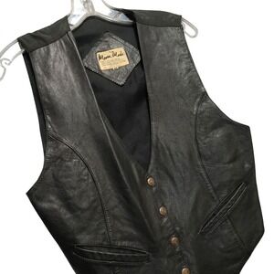 Vintage Mona Mode Genuine‎ Leather Biker Vest Women's Size M star Button Black